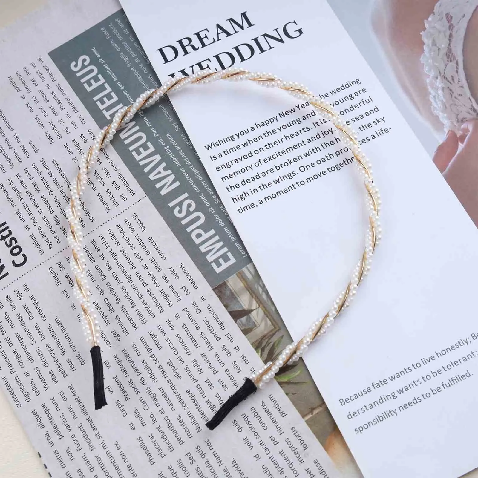 Andelaisi Boho Pearl Headband Clips - Vintage Braided Hoop Headwear with White Pearl Accents, Twist Hairpiece, Hair Accessories for Women and Girls