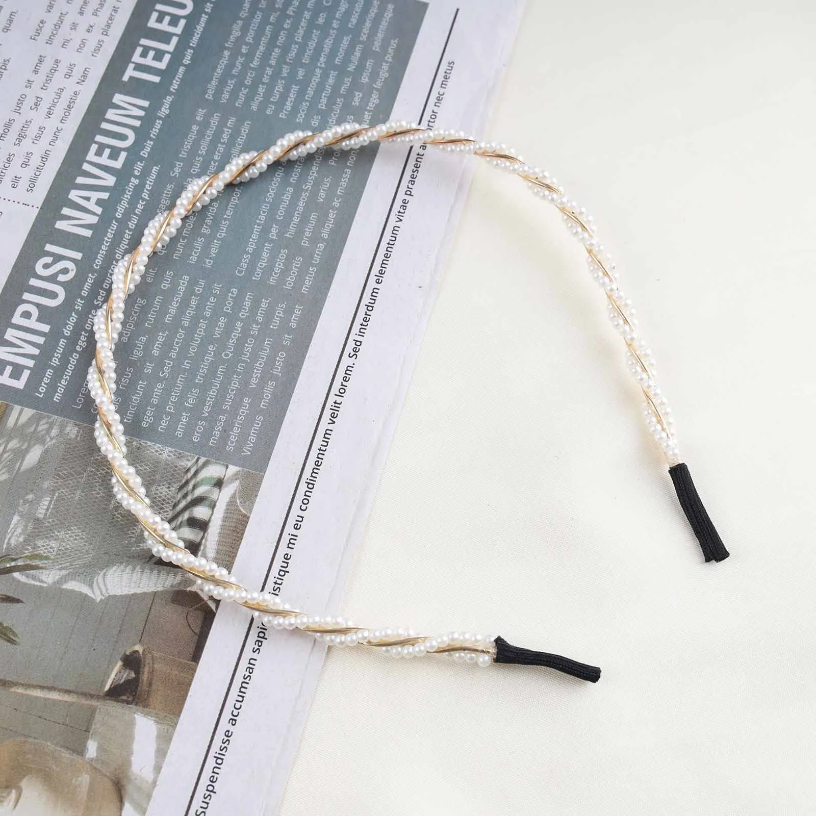 Andelaisi Boho Pearl Headband Clips - Vintage Braided Hoop Headwear with White Pearl Accents, Twist Hairpiece, Hair Accessories for Women and Girls