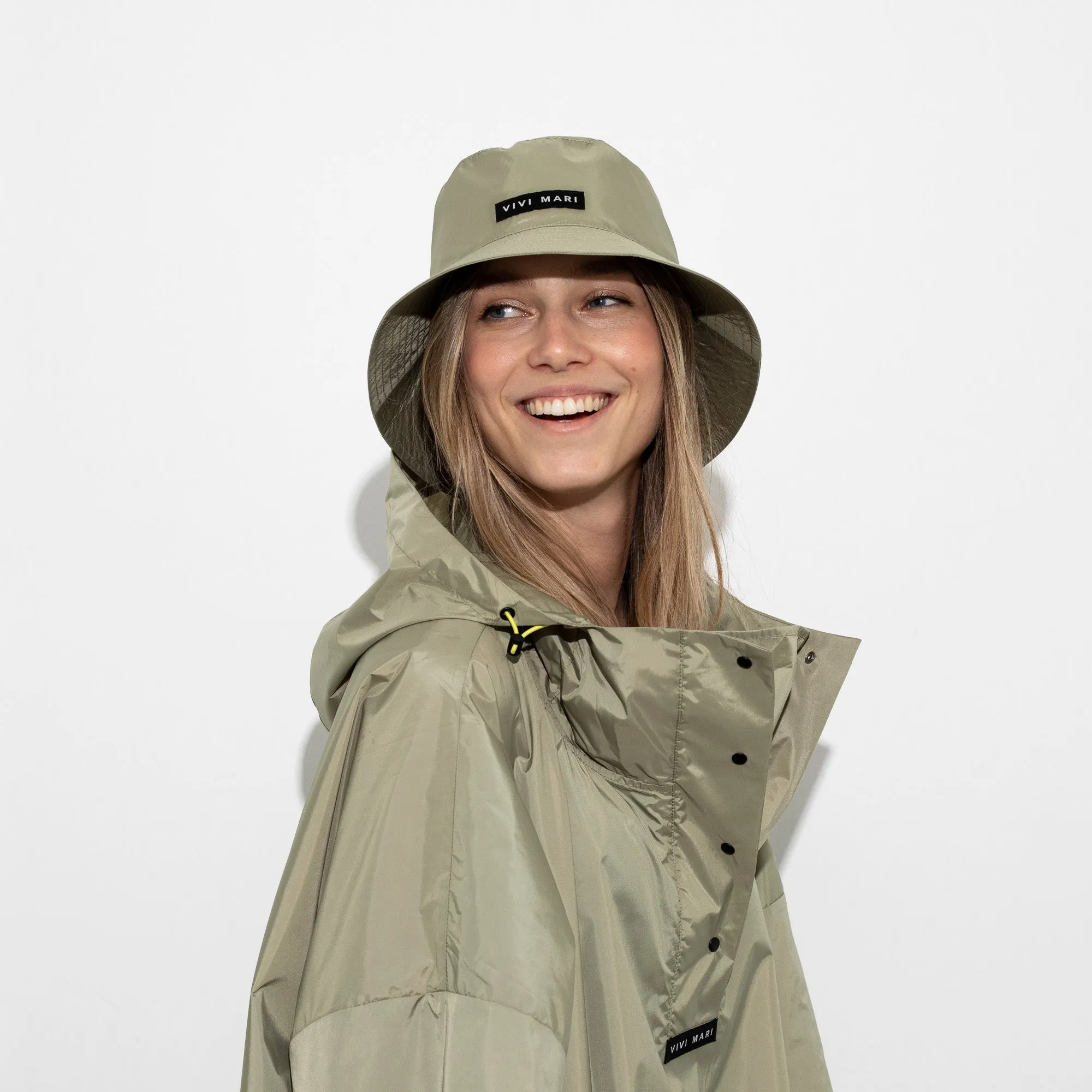 Bucket Hat solid pale olive