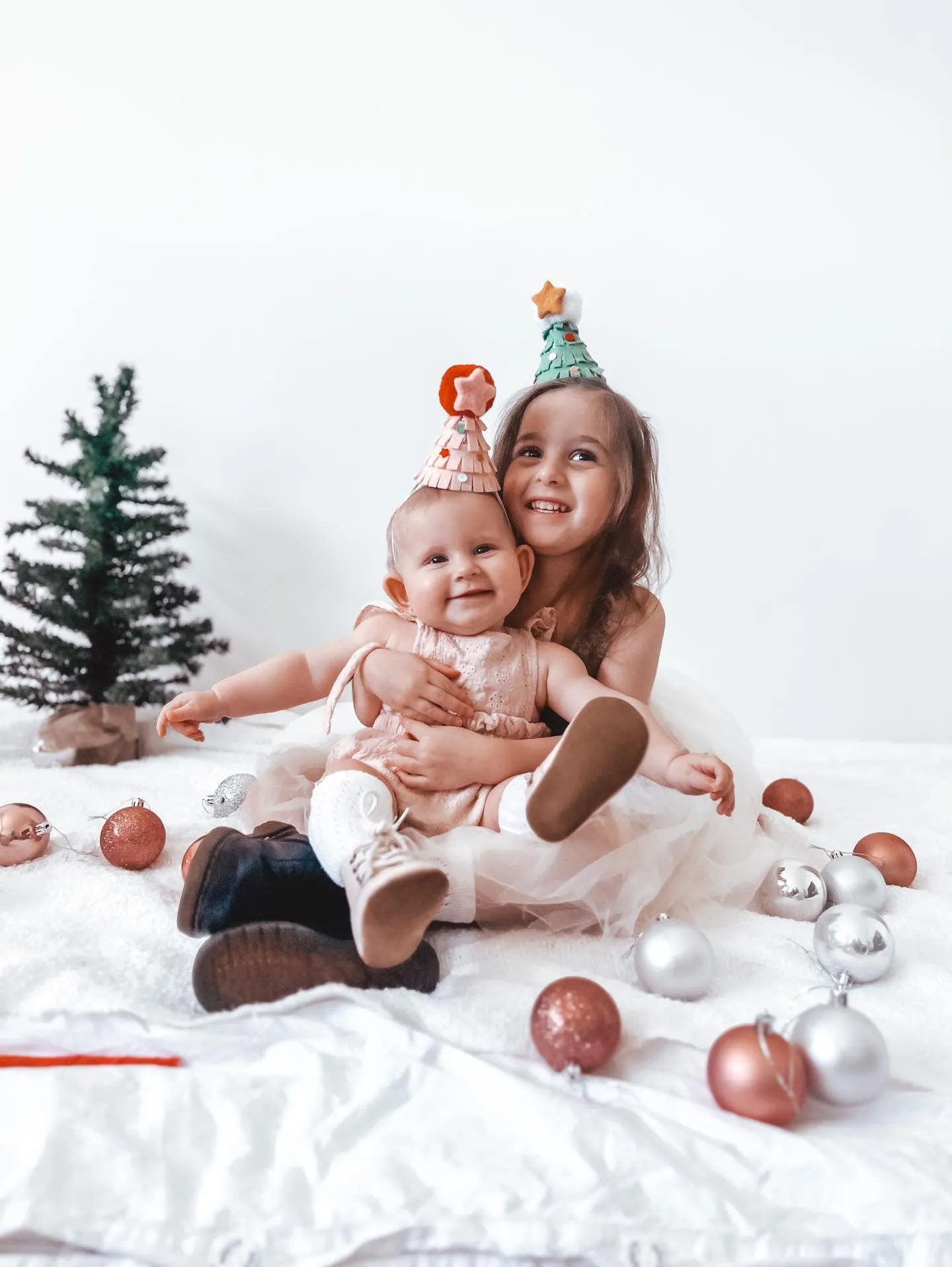 Christmas Party Hat - Nash and Willow - Pink Christmas Tree