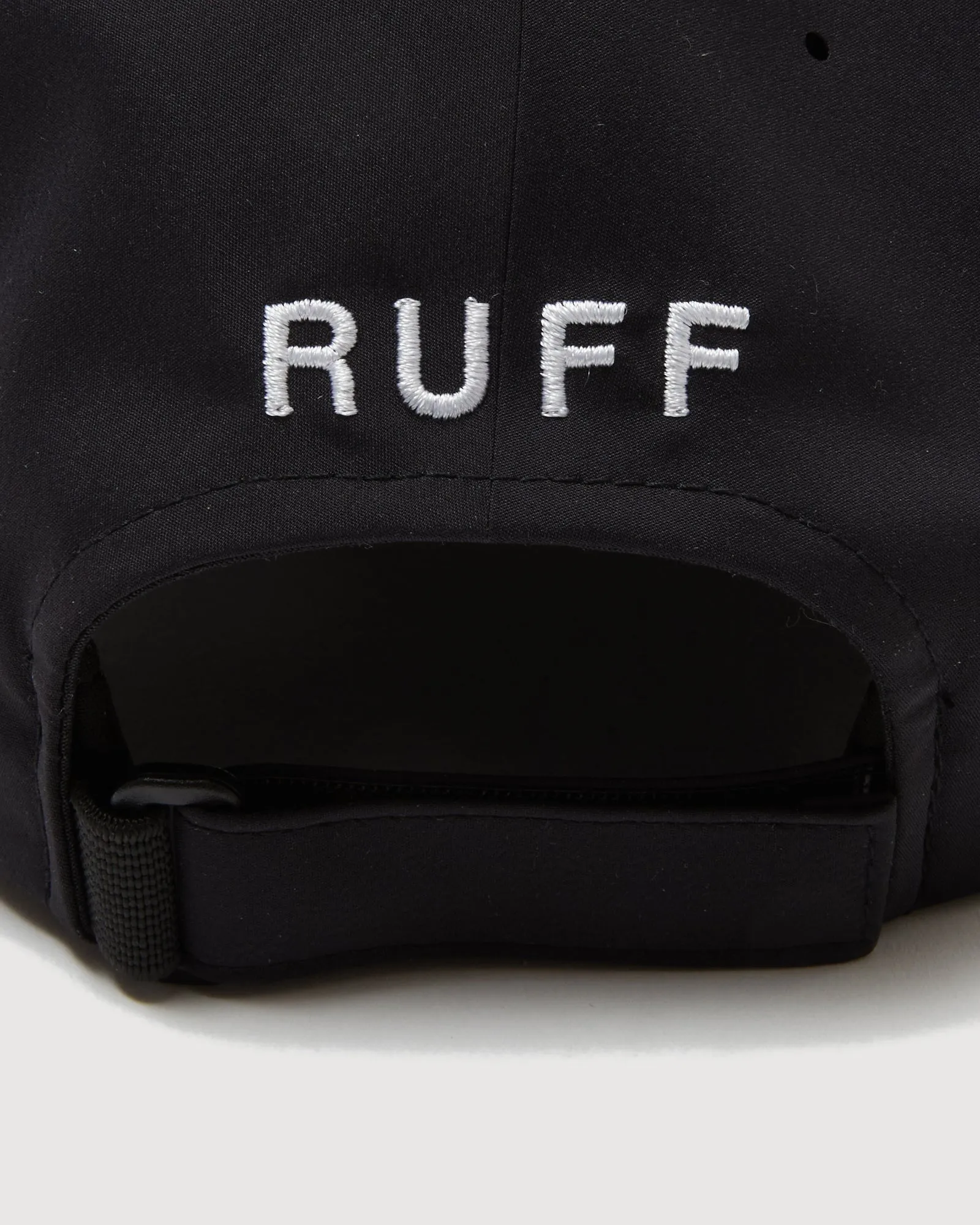 IR RF LOGO CAP BLACK