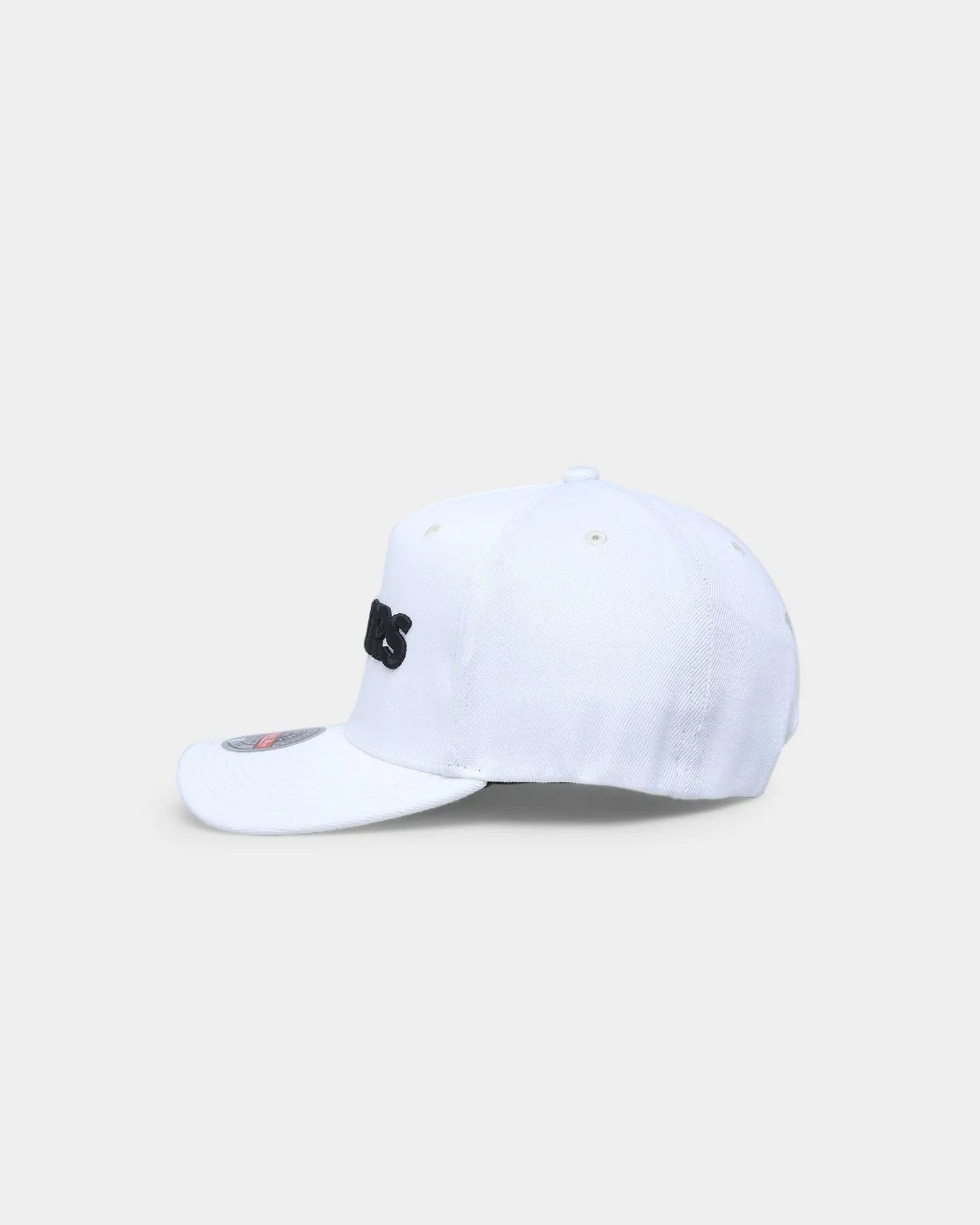 Mitchell & Ness Las Vegas Raiders 'Vintage White' Classic Red Snapback White