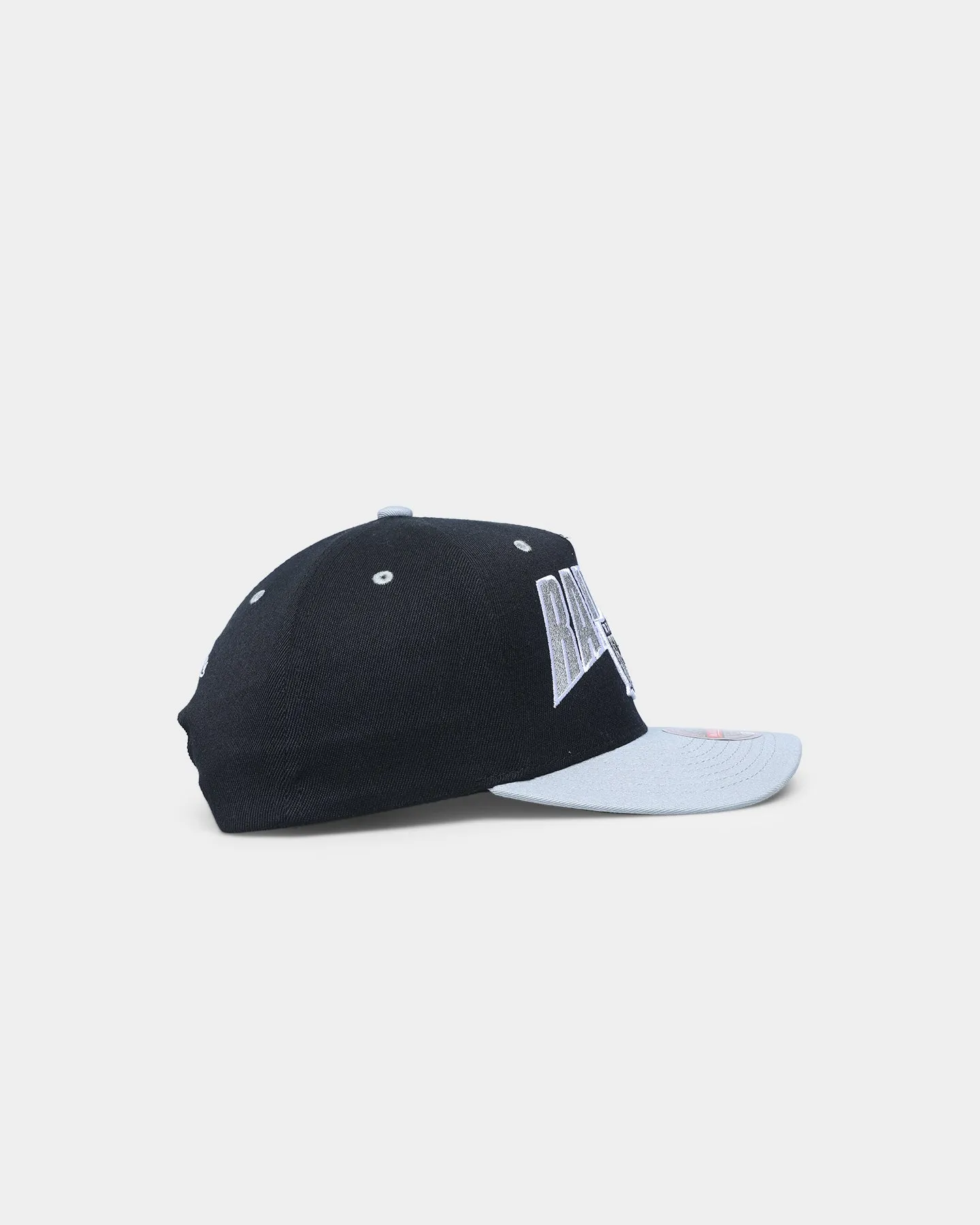 Mitchell & Ness Los Angeles Raiders 'Flashback' Classic Red Snapback Black
