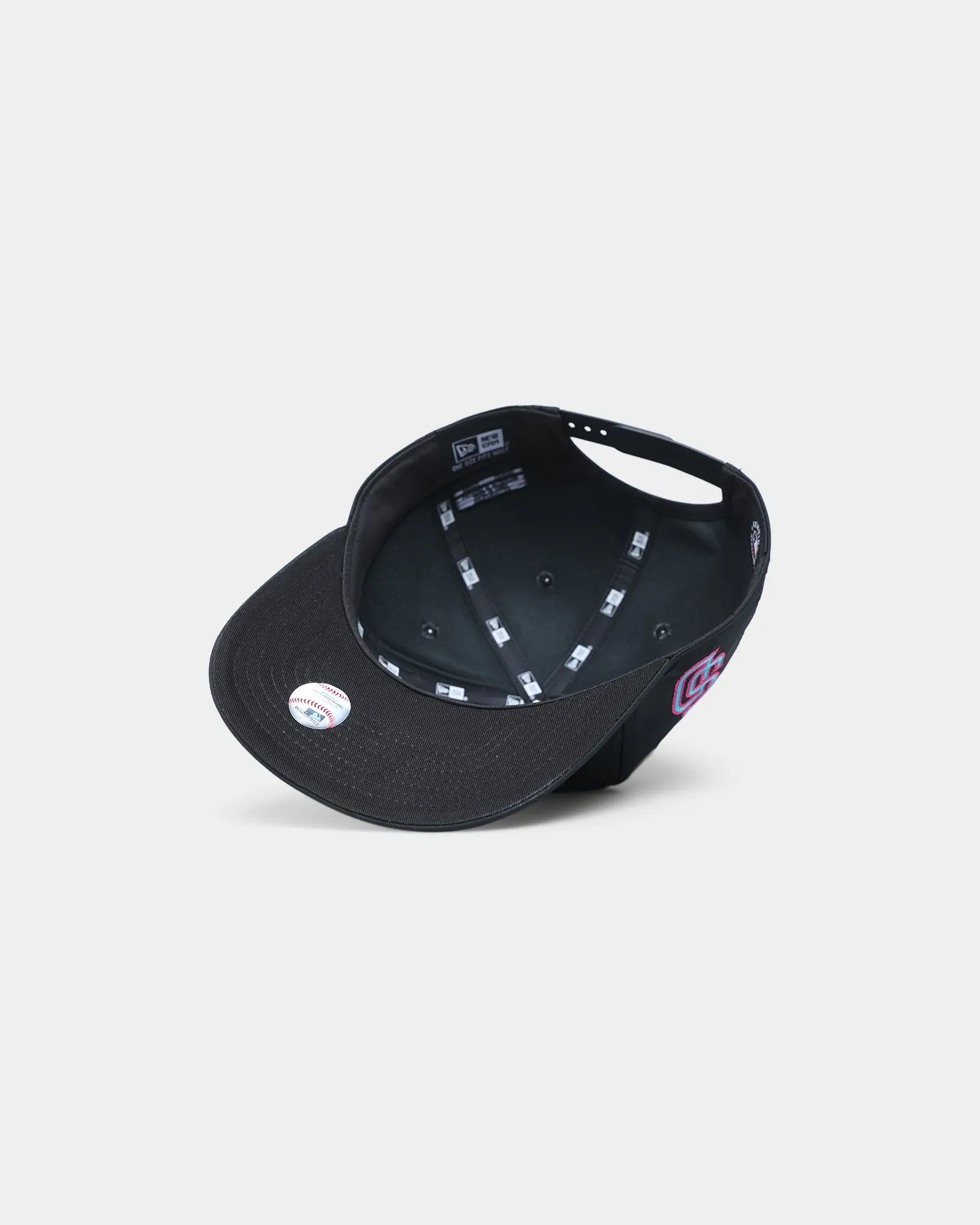 New Era New York Yankees 'Neon Nights' Prolight Old Golfer Snapback Black/Neon