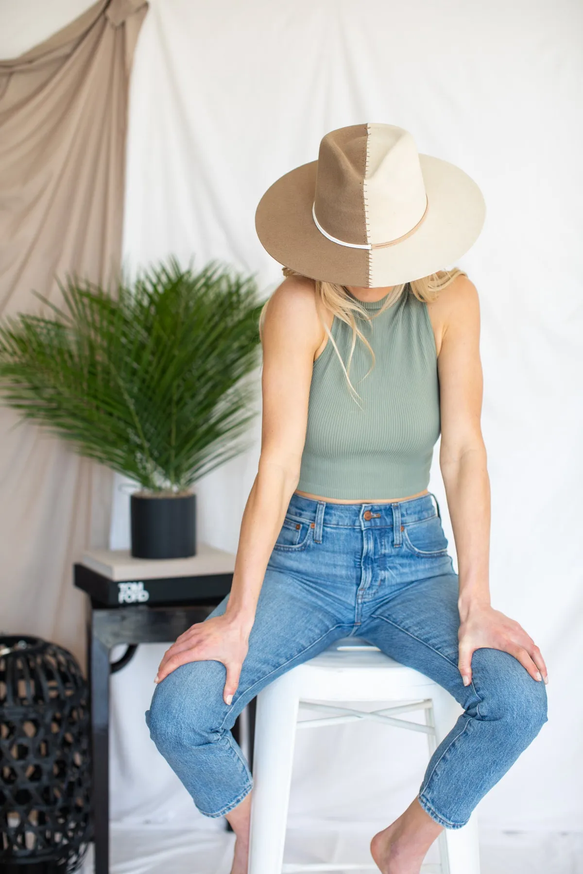NEW!! Two Tone Australian Wool Hat in Beige/Taupe