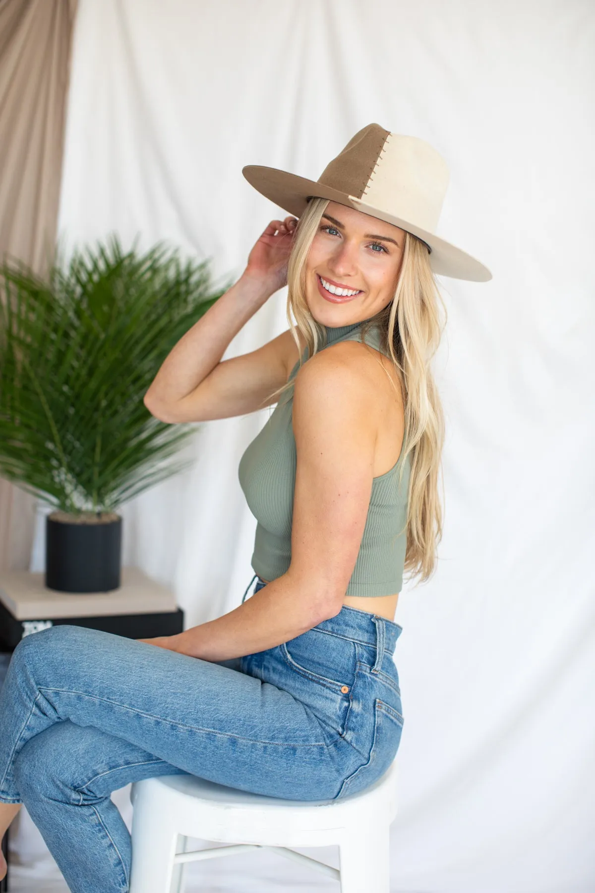NEW!! Two Tone Australian Wool Hat in Beige/Taupe