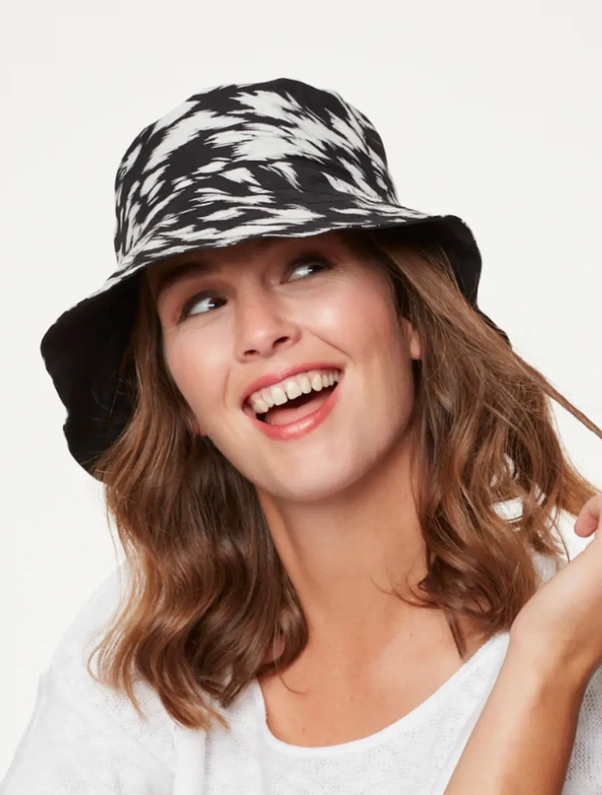 PARKHURST - UPF 50- ULTIMATE REVERSIBLE  LIGHTWEIGHT BUCKET HAT  - 23693