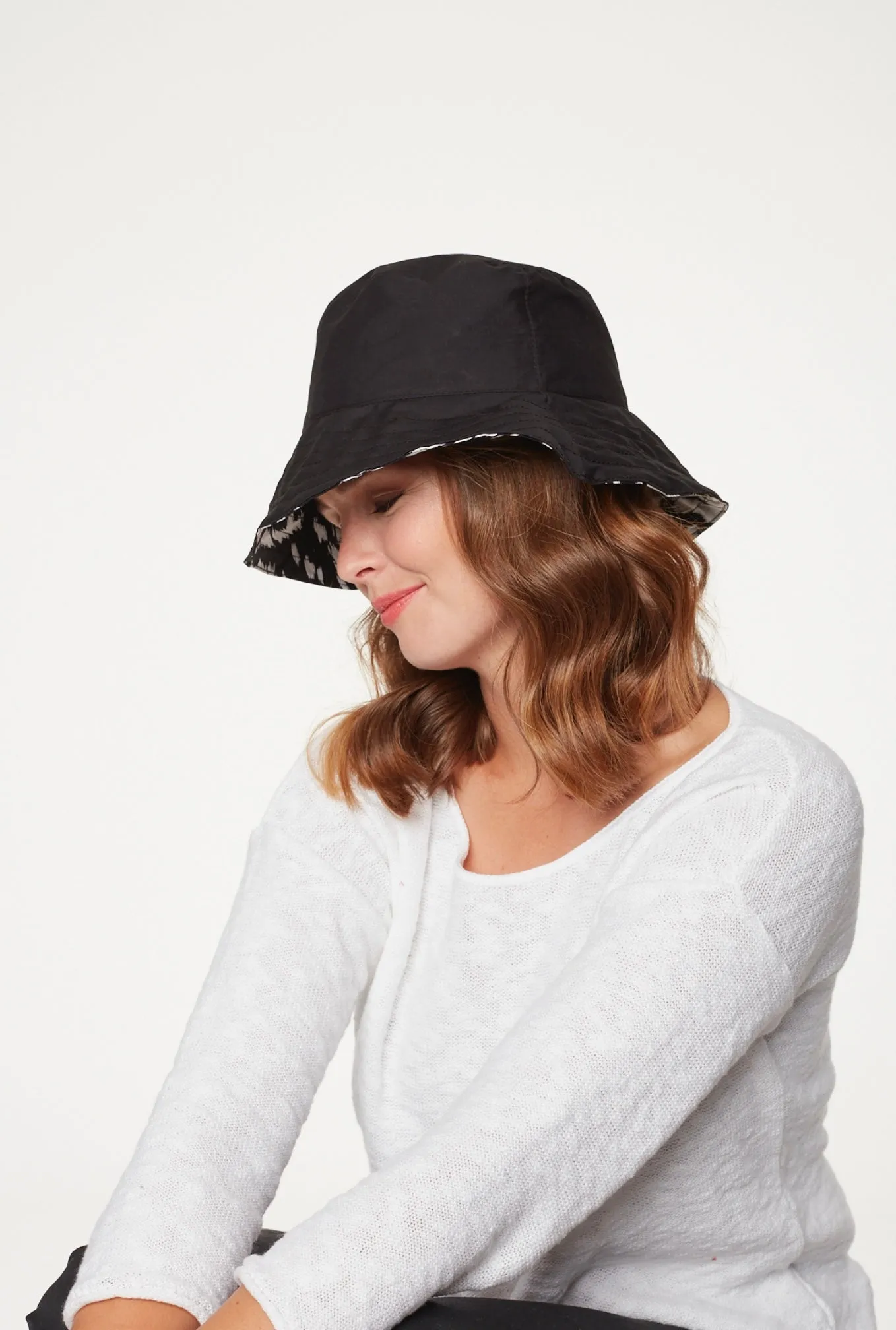 PARKHURST - UPF 50- ULTIMATE REVERSIBLE  LIGHTWEIGHT BUCKET HAT  - 23693