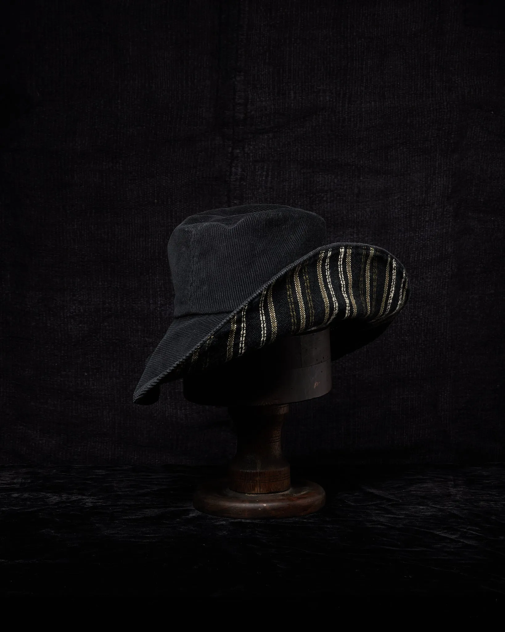 Reversible Corduroy Striped Linen Hat